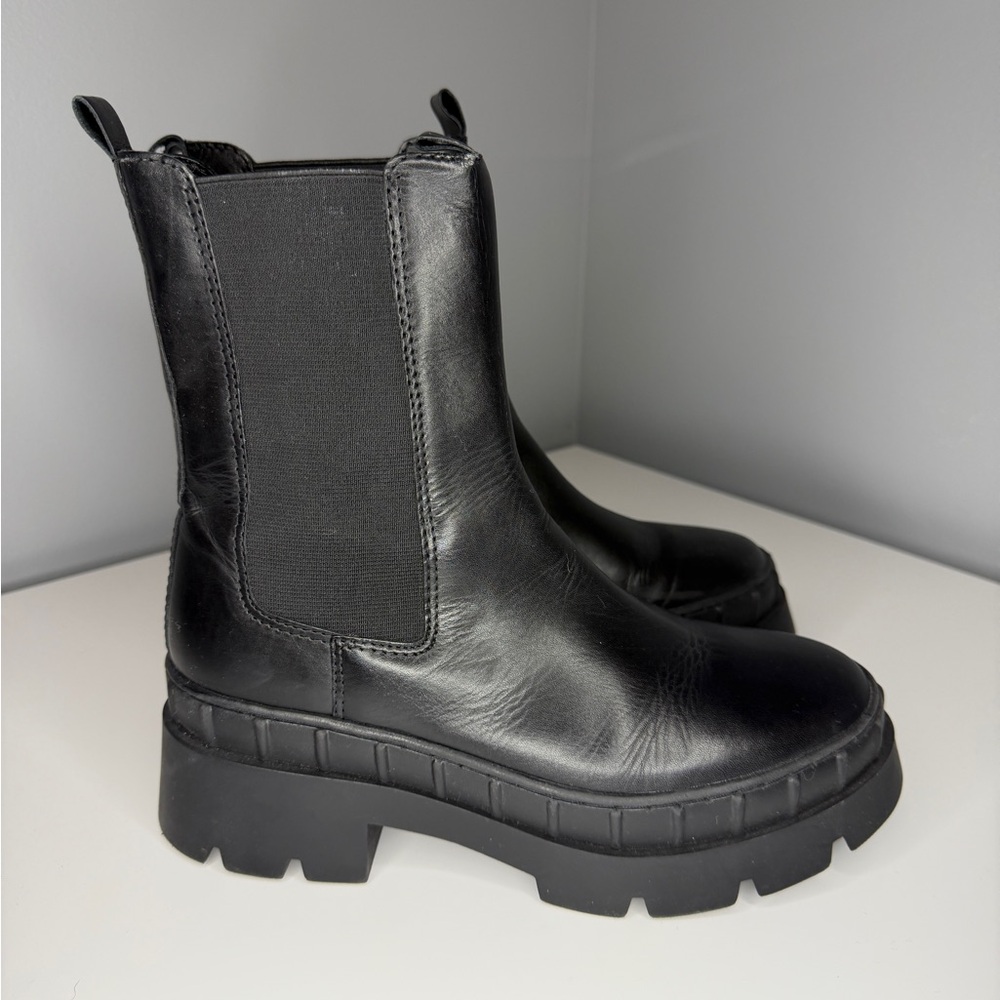 Steve Madden Barclay Boot